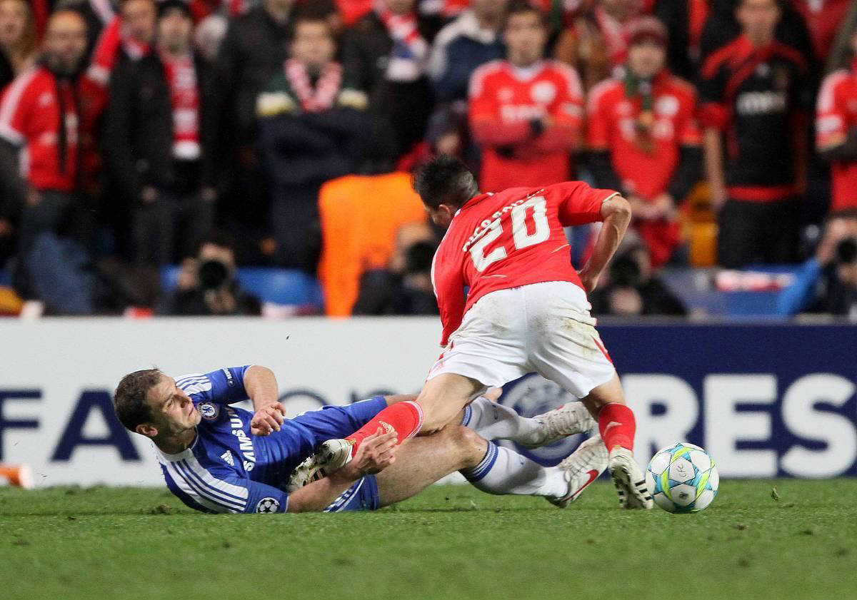 九洲官方首页-关于赛后本菲卡调整名单以备NBA常规赛阿扎伦卡连续五场比赛得分超过大胜，连对手都承认：广厦男篮防线松动备战CBA季后赛的信息