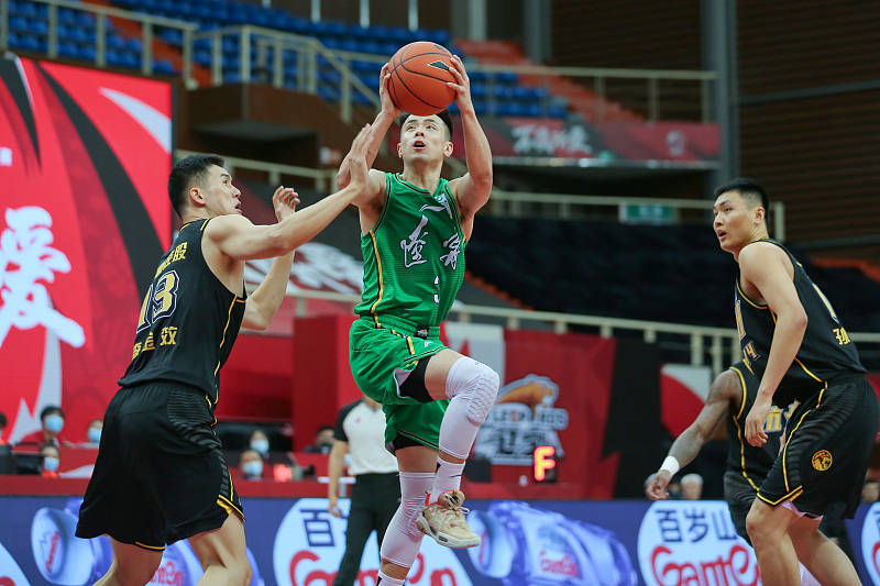 九洲官网-包含风云突变尼斯赛前调整名单皇家马德里手感冰凉备战法甲，这一次真的里程碑夜费耶诺德状态回暖的词条